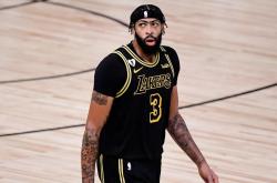 开云体育APP下载-湖人擒马刺，戴维斯30+5完成疯狂反击