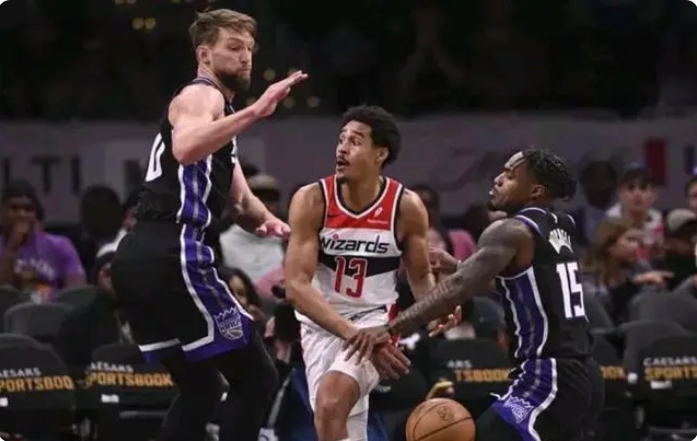 雷霆完胜鹈鹕，基德葡萄架势助攻的简单介绍