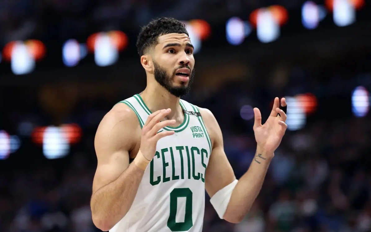 骑士逆袭黄蜂，塔图姆成为球队关键发挥点！