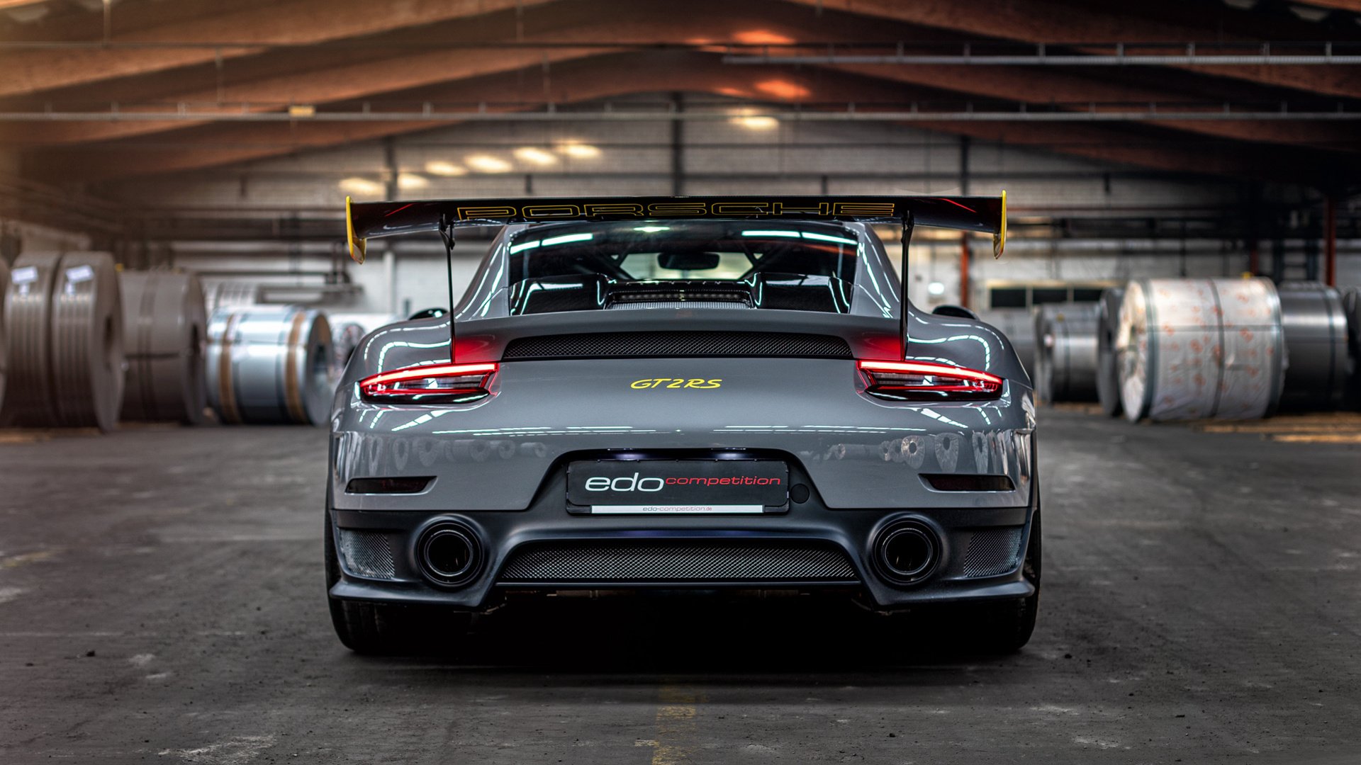 英超争冠焦点战与那不勒斯逆转，双线并进的激情之夜